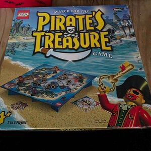 LEGO Search for the Pirates Treasure Board Game (2005) by Roseart #31336